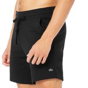 Alo Black Chill Short Size 5’’